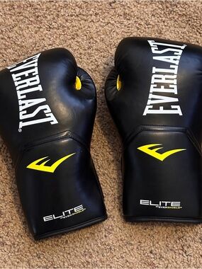 Preowned Everlast Elite Boxing Gloves 14oz Large